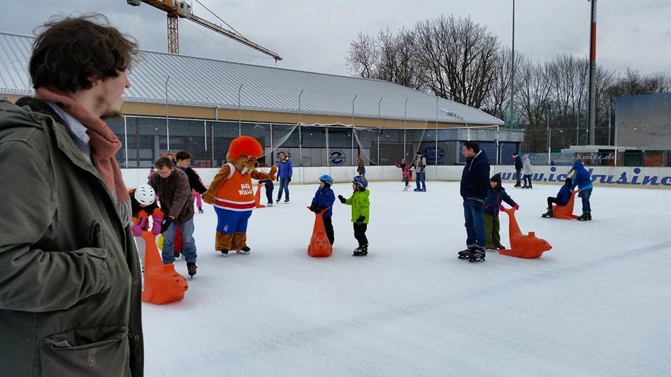 Eisbahn Lankwitz 50 Sparen Beim Tagesticket Mit Der Berlincard 